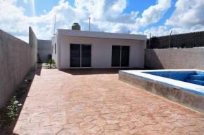 HERMOSA CASA A UNA CALLE DEL MAR